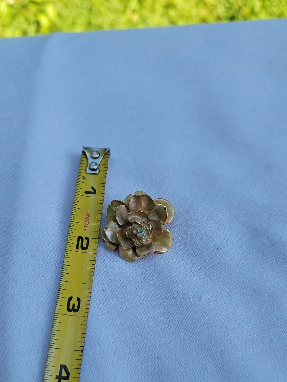 Vintage Joan Rivers Gold-Tone Floral Aurora Borealis Center Brooch Cabbage Rose